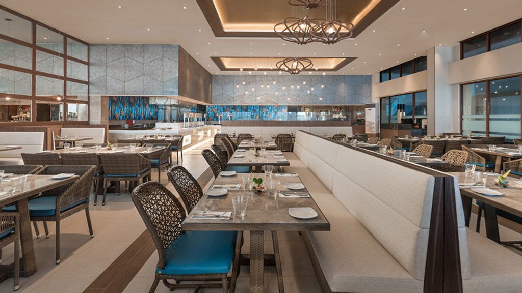 Henann Crystal Sands Resort Balabag  Bagian luar foto